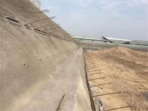 望都河道边坡加固